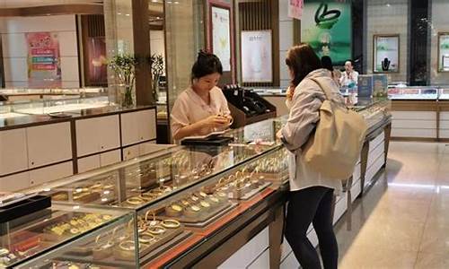 青岛首饰金价走势最新_青岛今日金价多少一克黄金价格